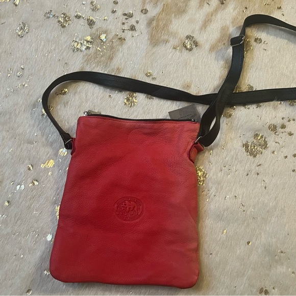 NWT Red Embossed Leather Solo Bag Spirit Of The Wild - Picture 7 of 10